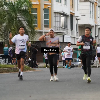 Runner Photo 7827863