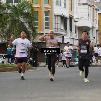 Runner Photo 7827872