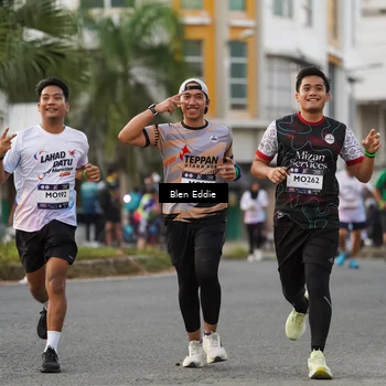 Runner Photo 7827889