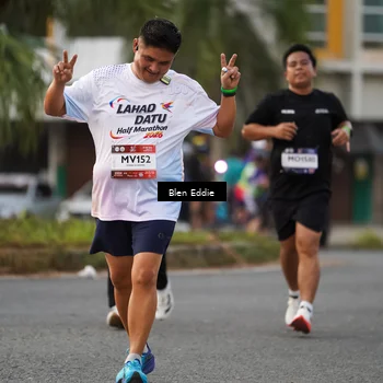 Runner Photo 7827968