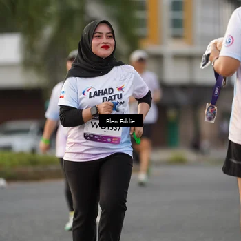 Runner Photo 7828049