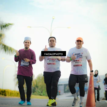 Runner Photo 7828118