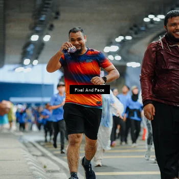 Runner Photo 7828119