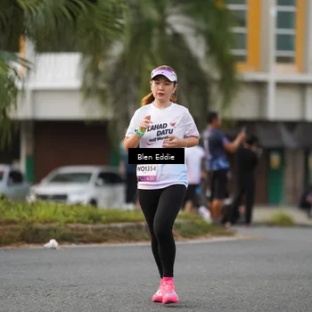 Runner Photo 7828143