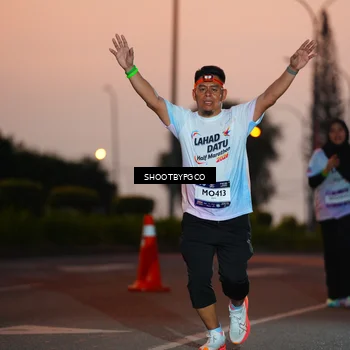 Runner Photo 7828360