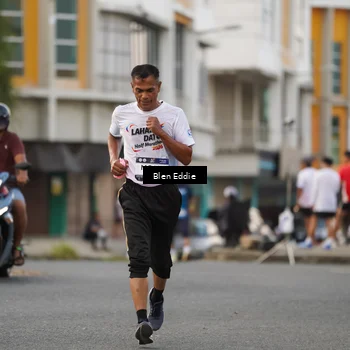 Runner Photo 7828393