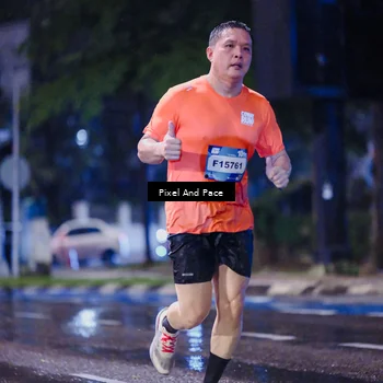 Runner Photo 7828400