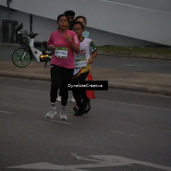 Runner Photo 7828413