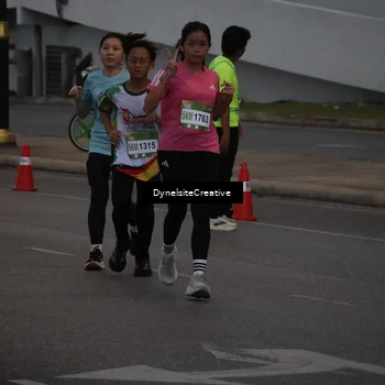 Runner Photo 7828450