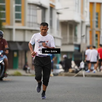 Runner Photo 7828559