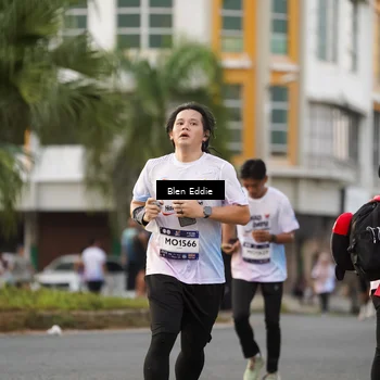 Runner Photo 7828576