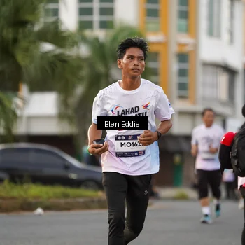 Runner Photo 7828606