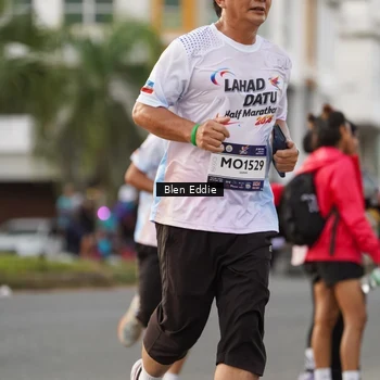 Runner Photo 7828680