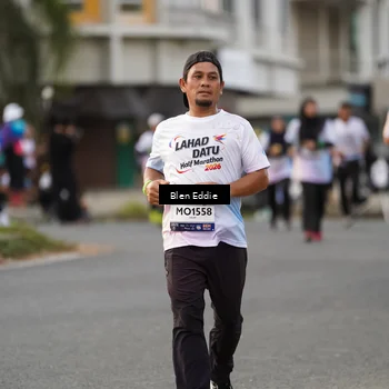Runner Photo 7828828