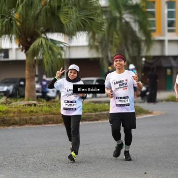 Runner Photo 7828848
