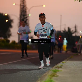 Runner Photo 7828890