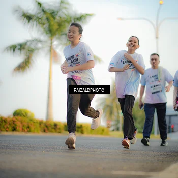 Runner Photo 7829101