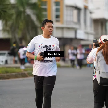 Runner Photo 7829105