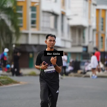 Runner Photo 7829172