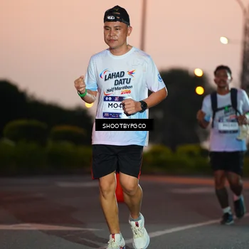 Runner Photo 7829285