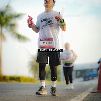 Runner Photo 7829335
