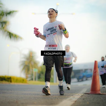 Runner Photo 7829357