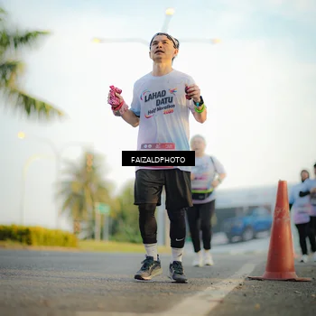 Runner Photo 7829358