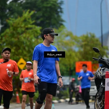 Runner Photo 7829641