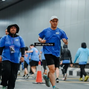 Runner Photo 7829849