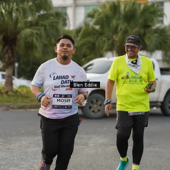 Runner Photo 7829894