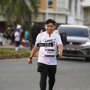 Runner Photo 7829923