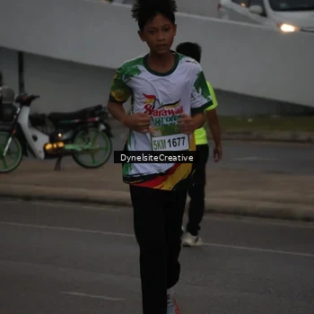 Runner Photo 7829939
