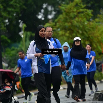 Runner Photo 7830003