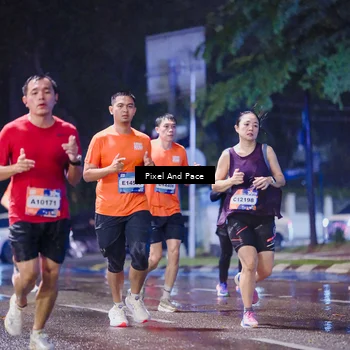 Runner Photo 7830103