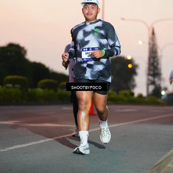 Runner Photo 7830128