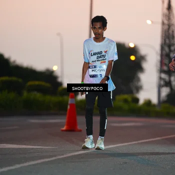Runner Photo 7830129
