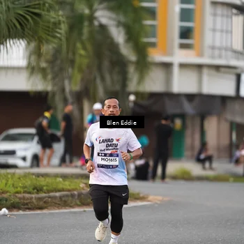 Runner Photo 7830172
