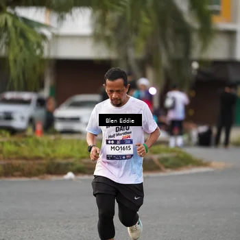 Runner Photo 7830176