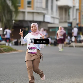Runner Photo 7830200