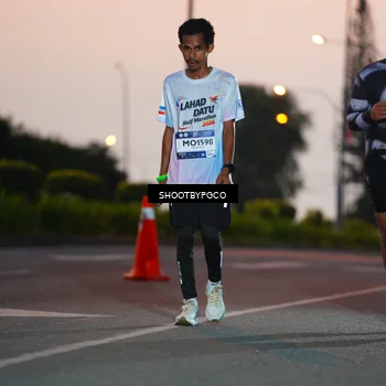 Runner Photo 7830205