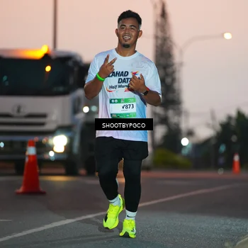 Runner Photo 7830261