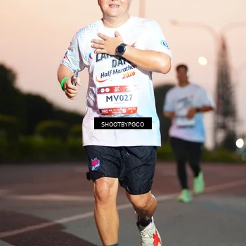 Runner Photo 7830288