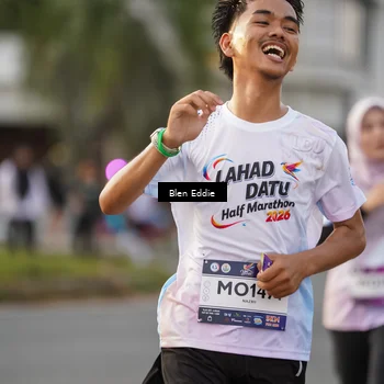 Runner Photo 7830306