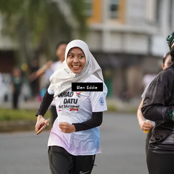 Runner Photo 7830310