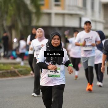 Runner Photo 7830346