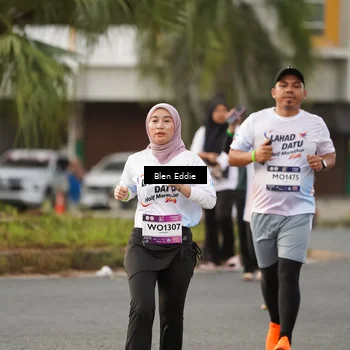 Runner Photo 7830352