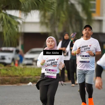 Runner Photo 7830353