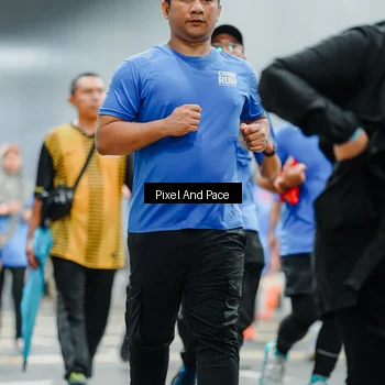 Runner Photo 7830409