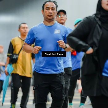 Runner Photo 7830475
