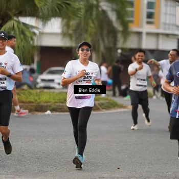 Runner Photo 7830477